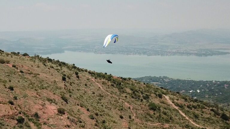Paraglider seriously injured after crashing into mountain